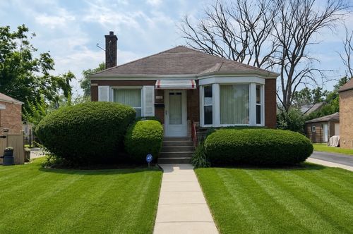 2536 S 13th Ave, Broadview, IL, 60155-4704 | Card Image
