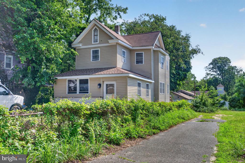 Residential in WOODBURY
