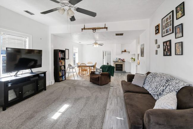 Living Room | Image 7