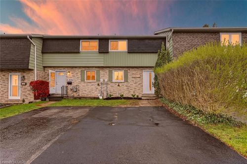 3-1040 Canfield Cres, Woodstock, ON, N4S8P3 | Card Image