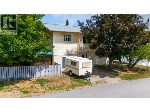 13410 Lakeshore Dr S, Summerland, BC, V0H1Z1 | Card Image