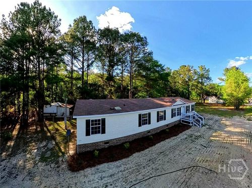 240 Lucious St, Pembroke, GA, 31321-9502 | Card Image
