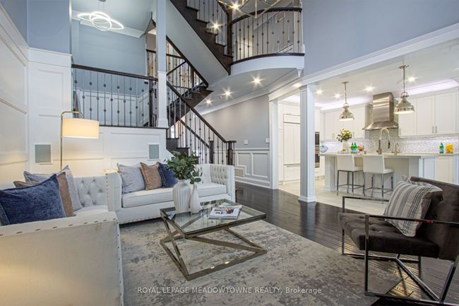 729 Wettlaufer Terr, House other with 5 bedrooms, 4 bathrooms and 2 parking in Milton ON | Image 8