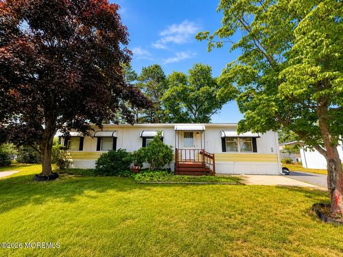4 Wren Ct, Whiting, NJ, 08759-3721 | Card Image
