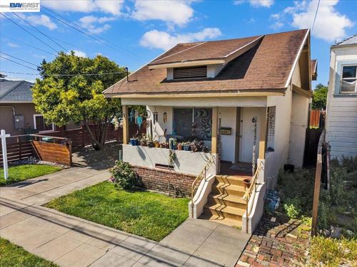 3208 Washington St, Alameda, CA, 94501-5538 | Card Image