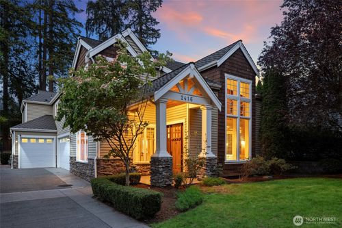 2416 96th Ave Ne, Clyde Hill, WA, 98004-2127 | Card Image