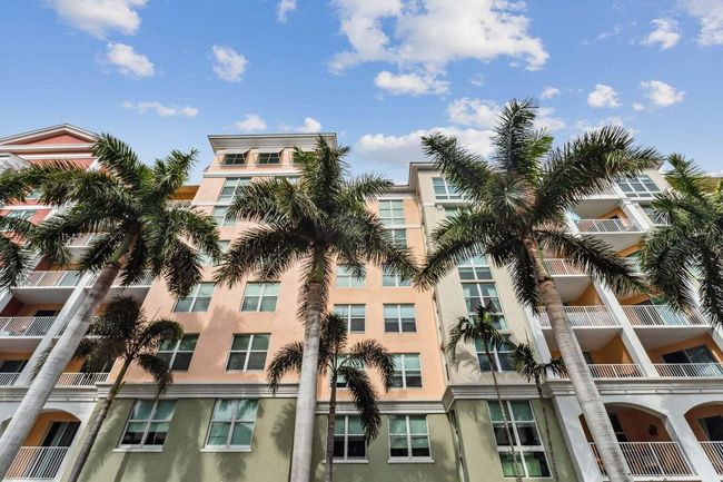 APT-221 - 804 E Windward Way, Condo with 2 bedrooms, 2 bathrooms and null parking in Lantana FL | Image 14