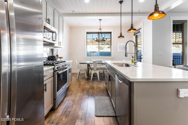 1106 W Wasatch Spring Rd, Condo with 4 bedrooms, 4 bathrooms and null parking in Hideout UT | Image 14