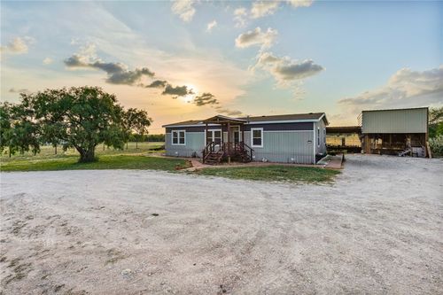 142 Meadow Trl, Sandia, TX, 78383-4034 | Card Image