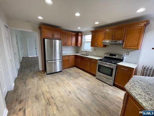 413-411-413 21st Ave, Paterson, NJ, 07513-1612 | Card Image