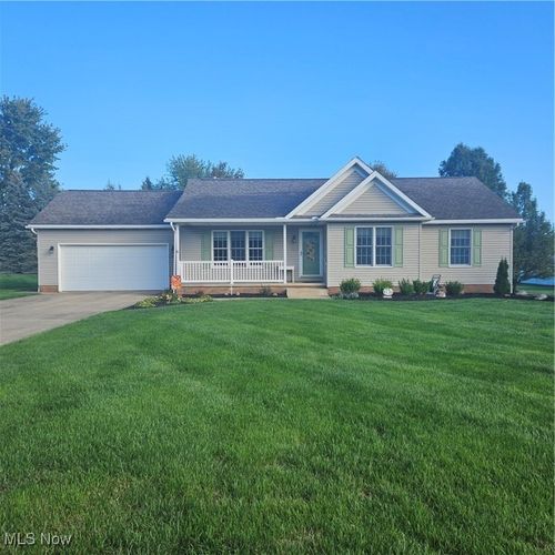 2081 Marwood Cir, Alliance, OH, 44601-5748 | Card Image