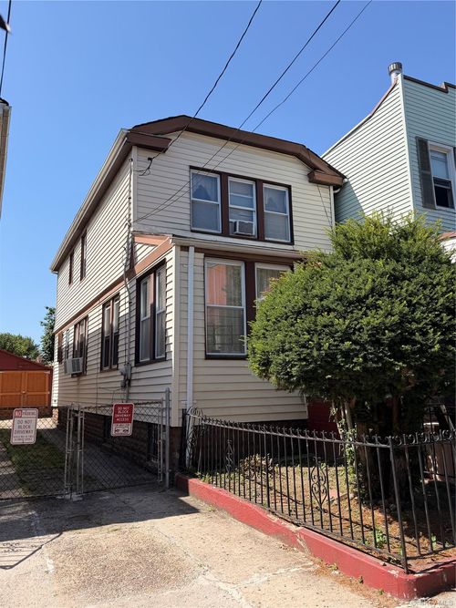 5810 32nd Ave, Woodside, NY, 11377-2018 | Card Image