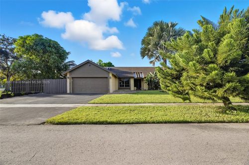 8240 Nw 51st Ct, Lauderhill, FL, 33351-4932 | Card Image