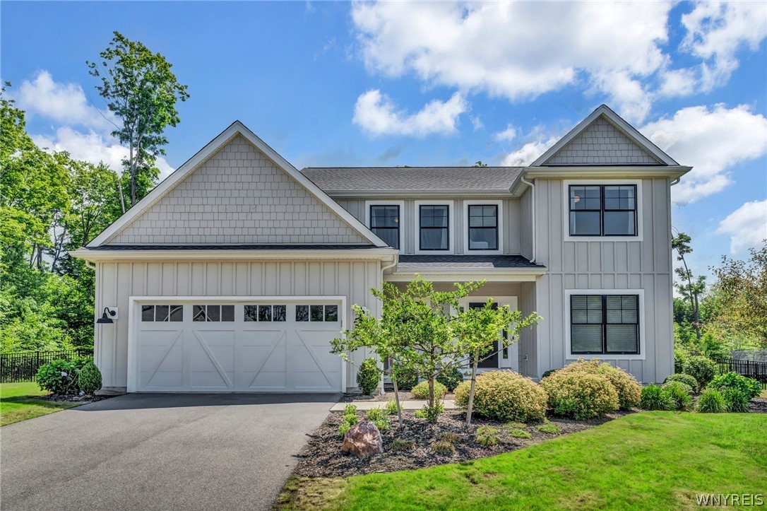 Hearthstone Ter, Orchard Park, NY 14127