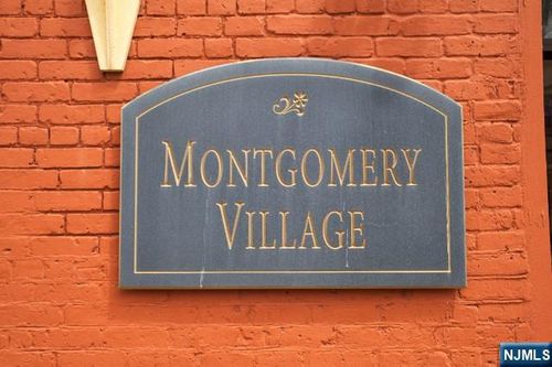 93-79-93 Montgomery St, Paterson, NJ, 07501-1160 | Card Image