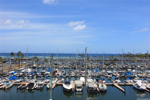 684-1765 Ala Moana Blvd, Honolulu, HI, 96815-1400 | Card Image