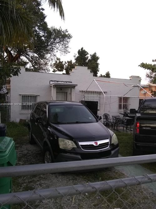 2119 Nw 47th Ter, Miami, FL, 33142-4020 | Card Image