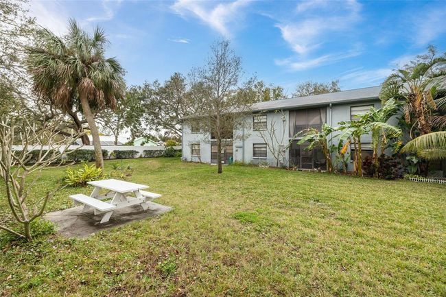 APT-505 - 11800 Park Blvd, Condo with 3 bedrooms, 2 bathrooms and null parking in Seminole FL | Image 24