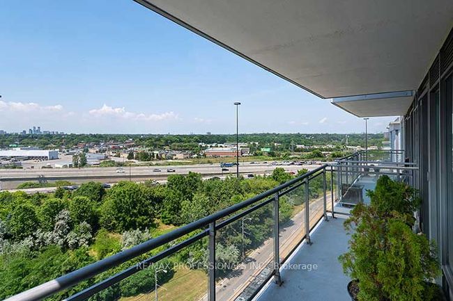 1203 - 2121 Lake Shore Blvd W, Condo with 1 bedrooms, 1 bathrooms and null parking in Etobicoke ON | Image 20