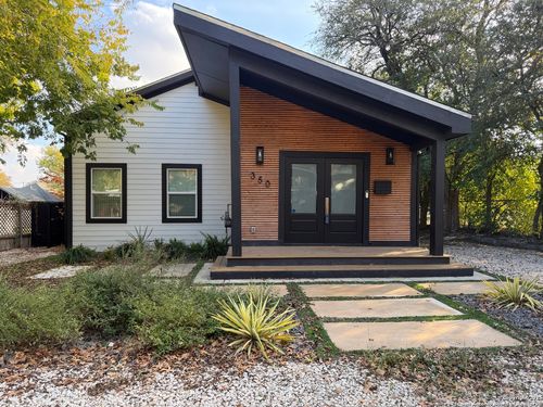 350 Trail St, San Antonio, TX, 78212-3133 | Card Image