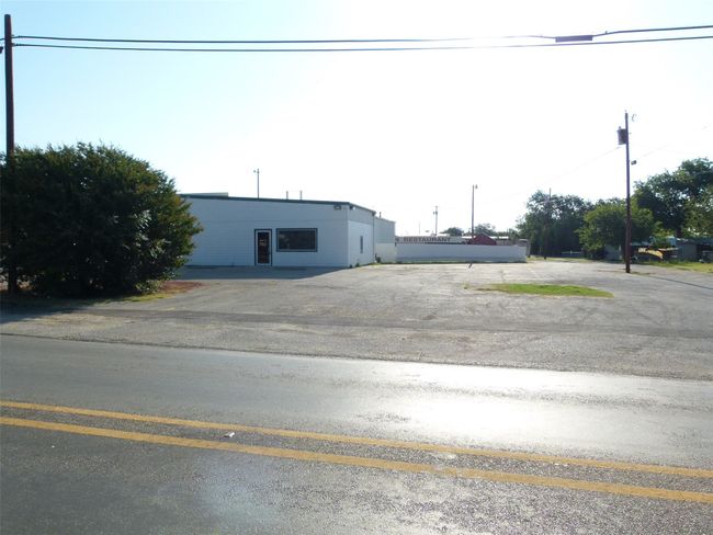 101 E Hall St, Home with 0 bedrooms, 0 bathrooms and null parking in Bangs TX | Image 7