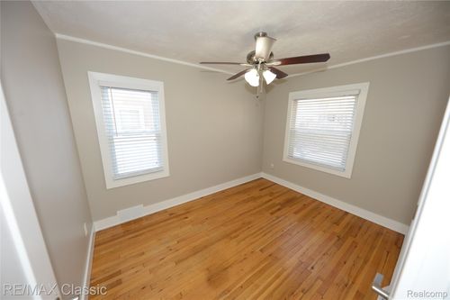 3342 Prairie Ave, Royal Oak, MI, 48073-6578 | Card Image