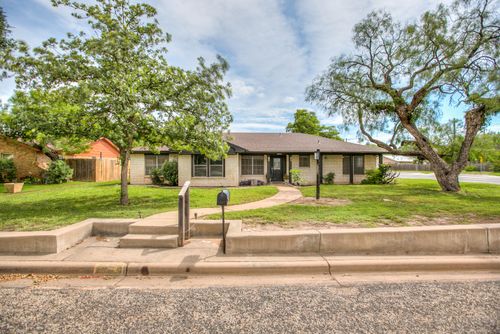 3202 Tanglewood Dr, San Angelo, TX, 76904-6019 | Card Image