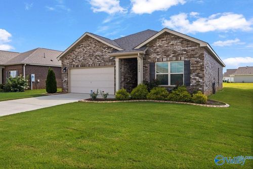 16206 Glenncrest Ln, Harvest, AL, 35749-4409 | Card Image