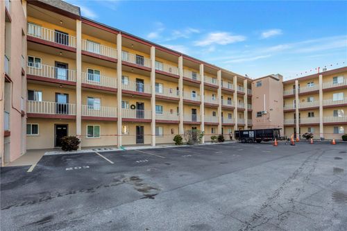 204-4137 Heron Way, BRADENTON, FL, 34205-5048 | Card Image