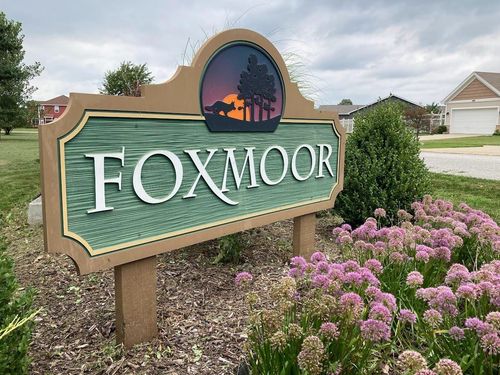 7680 Williams St, Merrillville, IN, 46410-6747 | Card Image