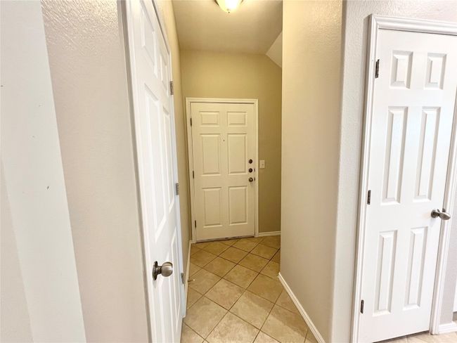 Door to garage, hallway | Image 32