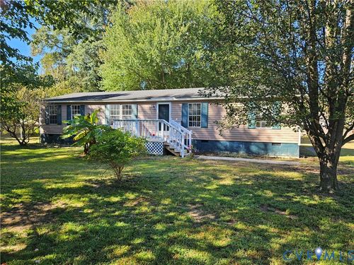 3168 Dog Town Ln, Hayes, VA, 23072-3302 | Card Image