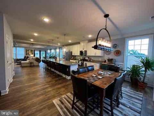 537-2821 Duvall Ridge Rd, HYATTSVILLE, MD, 20785-1950 | Card Image