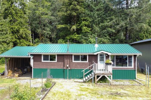 622 Keno Cres, Zeballos, BC, V0P2A0 | Card Image
