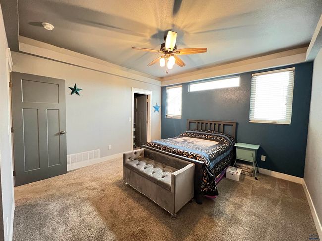 10049 Kaelem Ct, House other with 4 bedrooms, 3 bathrooms and null parking in Summerset SD | Image 9