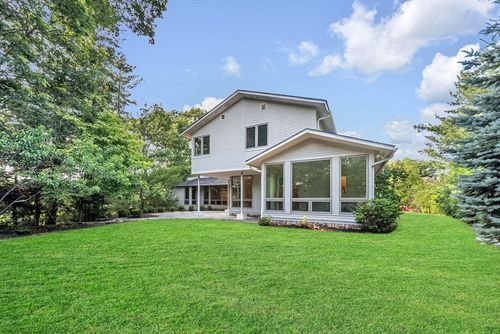28 Kesseler Way, Chestnut Hill, MA, 02467-2659 | Card Image