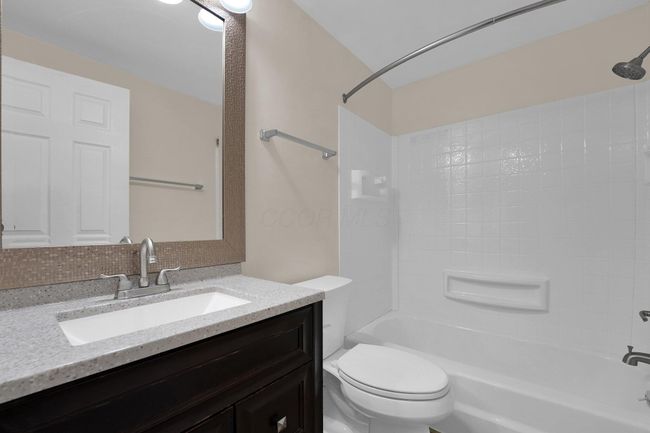 L - 5738 Beechcroft Rd, Condo with 2 bedrooms, 1 bathrooms and null parking in Columbus OH | Image 12