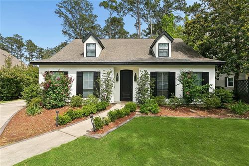 105 Cerf Pl, Mandeville, LA, 70471-1705 | Card Image