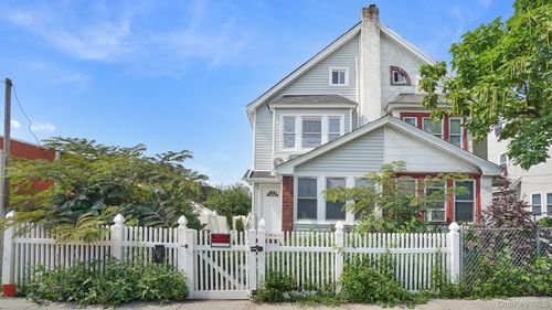 190-13 109th Road, New York, NY, 11412 | Card Image