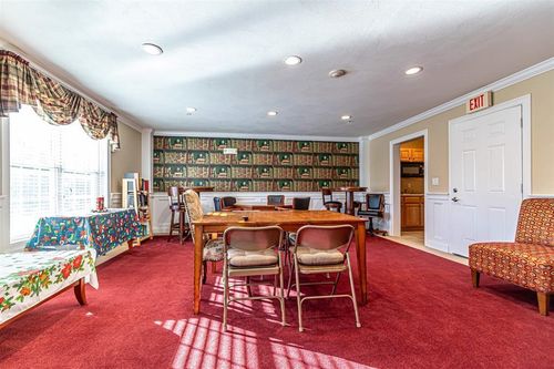 6-204 Stearns Ln, Merrimack, NH, 03054-6402 | Card Image