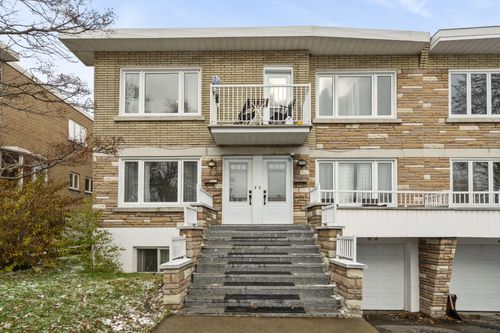 9093 Rue Centrale, Montréal, QC, H8R2J8 | Card Image