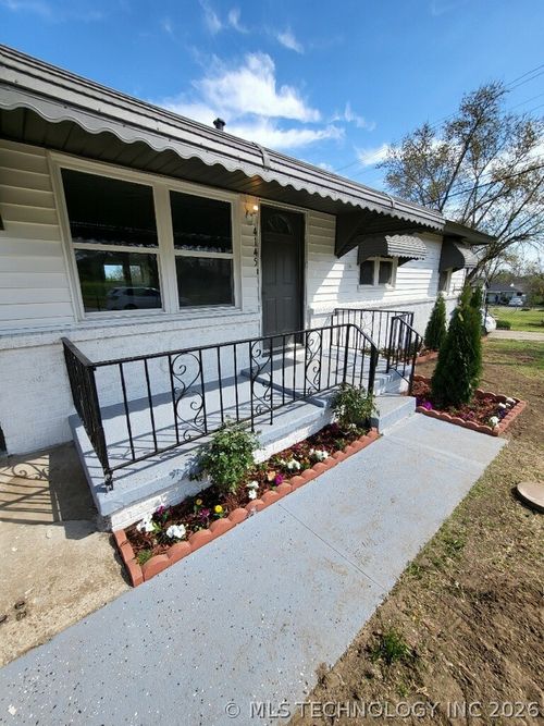 4145 S 41st West Ave, Tulsa, OK, 74107-6205 | Card Image