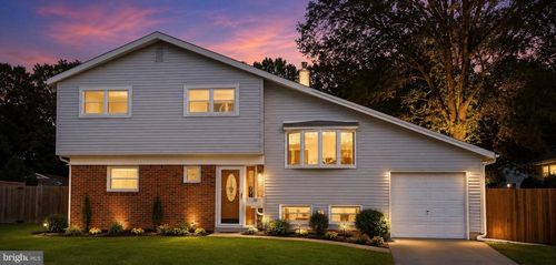 30 Thoreau Rd, Hamilton Square, NJ, 08690-2172 | Card Image