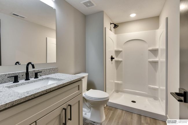 11106 N 161 St St, House other with 5 bedrooms, 3 bathrooms and 3 parking in Bennington NE | Image 49