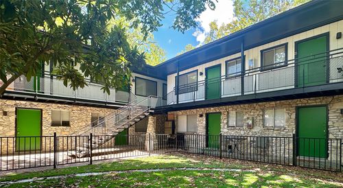 apt-e-2721 Hemphill Park, Austin, TX, 78705-4115 | Card Image