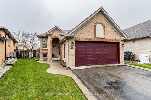 34 Fairbank Crt, Brampton, ON, L6X4L7 | Card Image