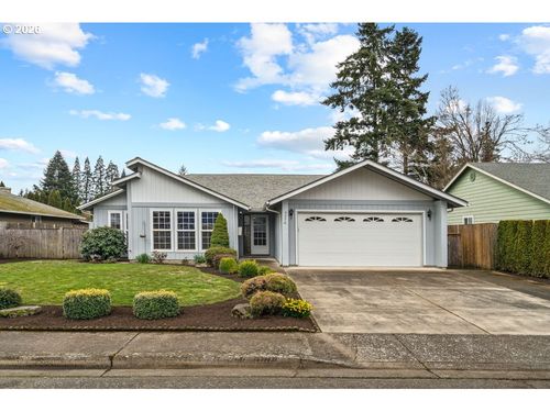 2276 B St, Hubbard, OR, 97032-9661 | Card Image