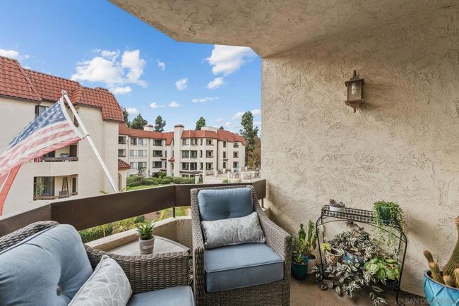 1301 - 5845 Friars Rd, Condo with 3 bedrooms, 2 bathrooms and 2 parking in San Diego CA | Image 16