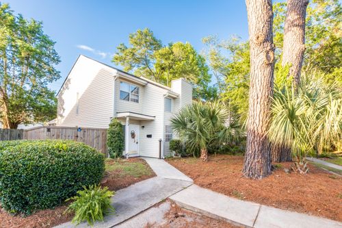 623 Bay Tree Ct, Mount Pleasant, SC, 29464-3534 | Card Image