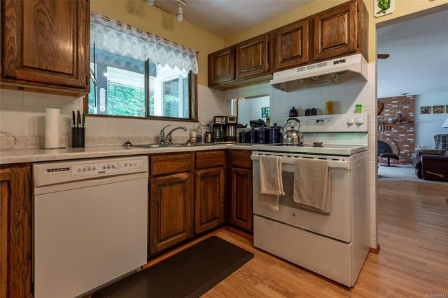 1301 Sayward Rd, House other with 5 bedrooms, 3 bathrooms and 6 parking in Sayward BC | Image 23